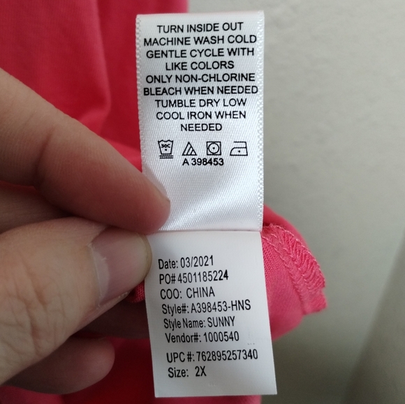 LOGO by Lori Goldstein Cotton Modal Knit Top Printed Pocket Size 2X - Picture 8 of 8